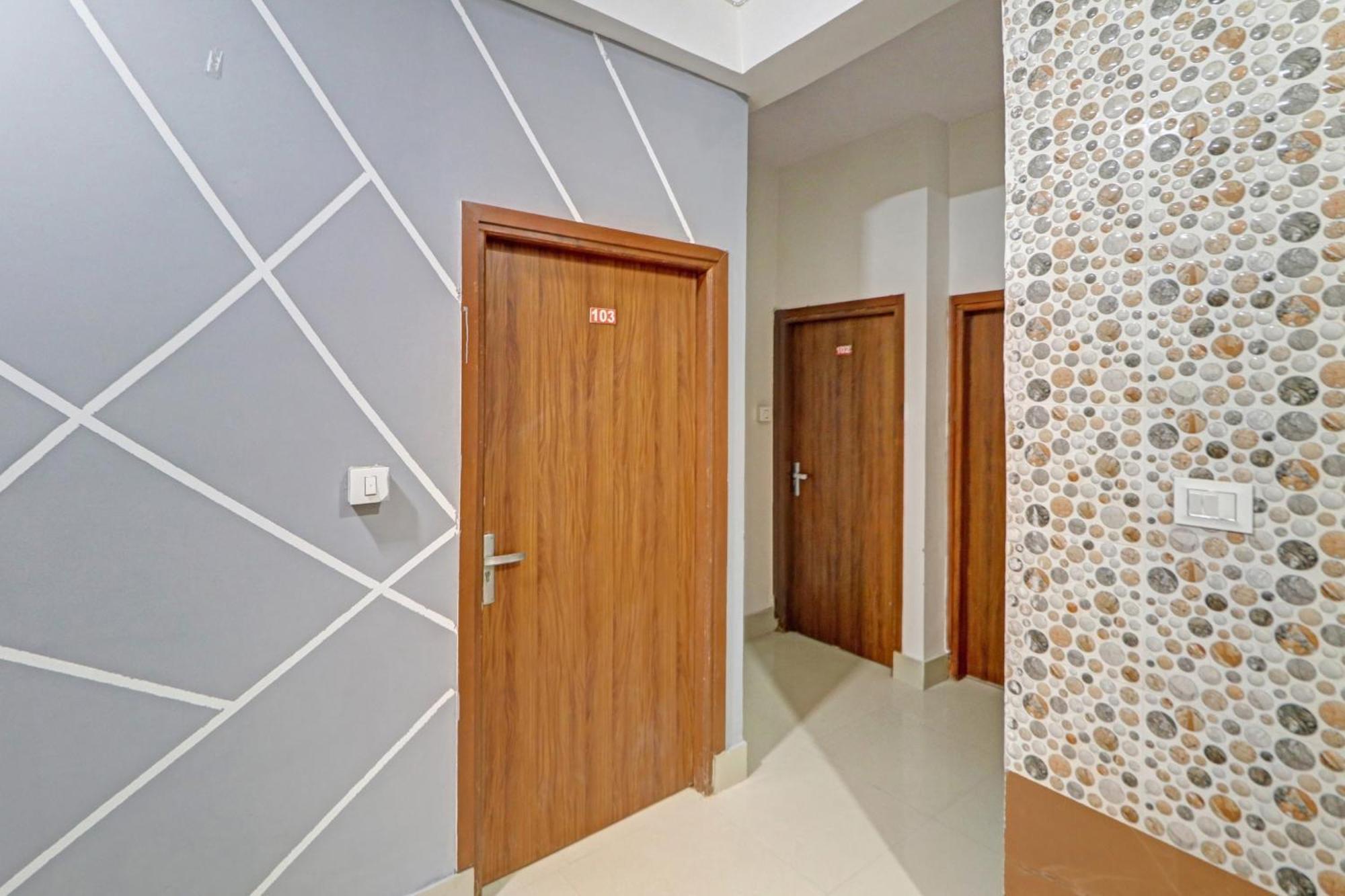 Hotel O Star Ki Нью-Дели Экстерьер фото