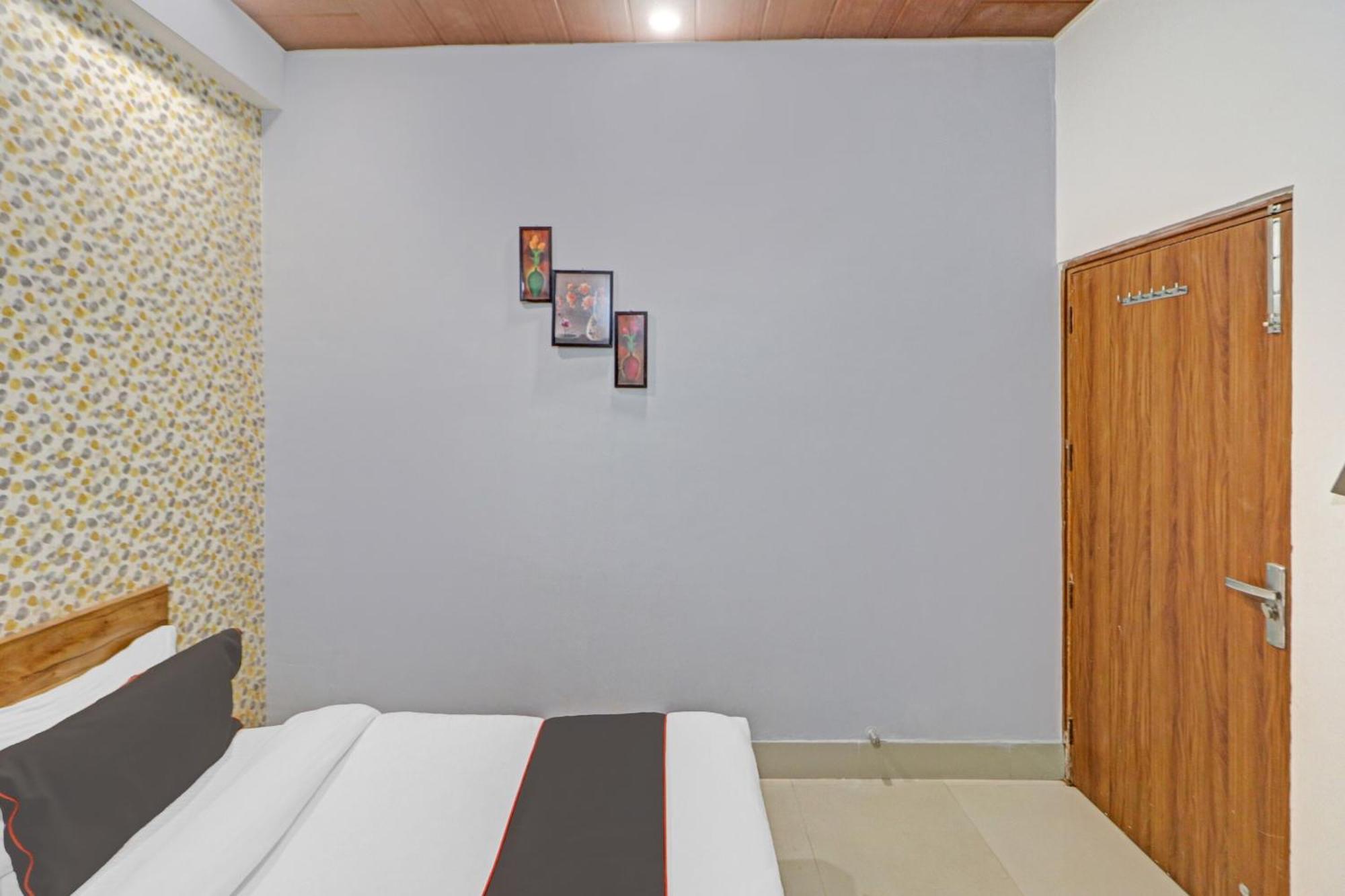 Hotel O Star Ki Нью-Дели Экстерьер фото