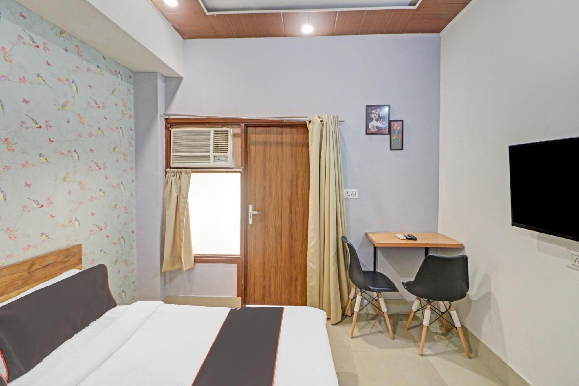 Hotel O Star Ki Нью-Дели Экстерьер фото
