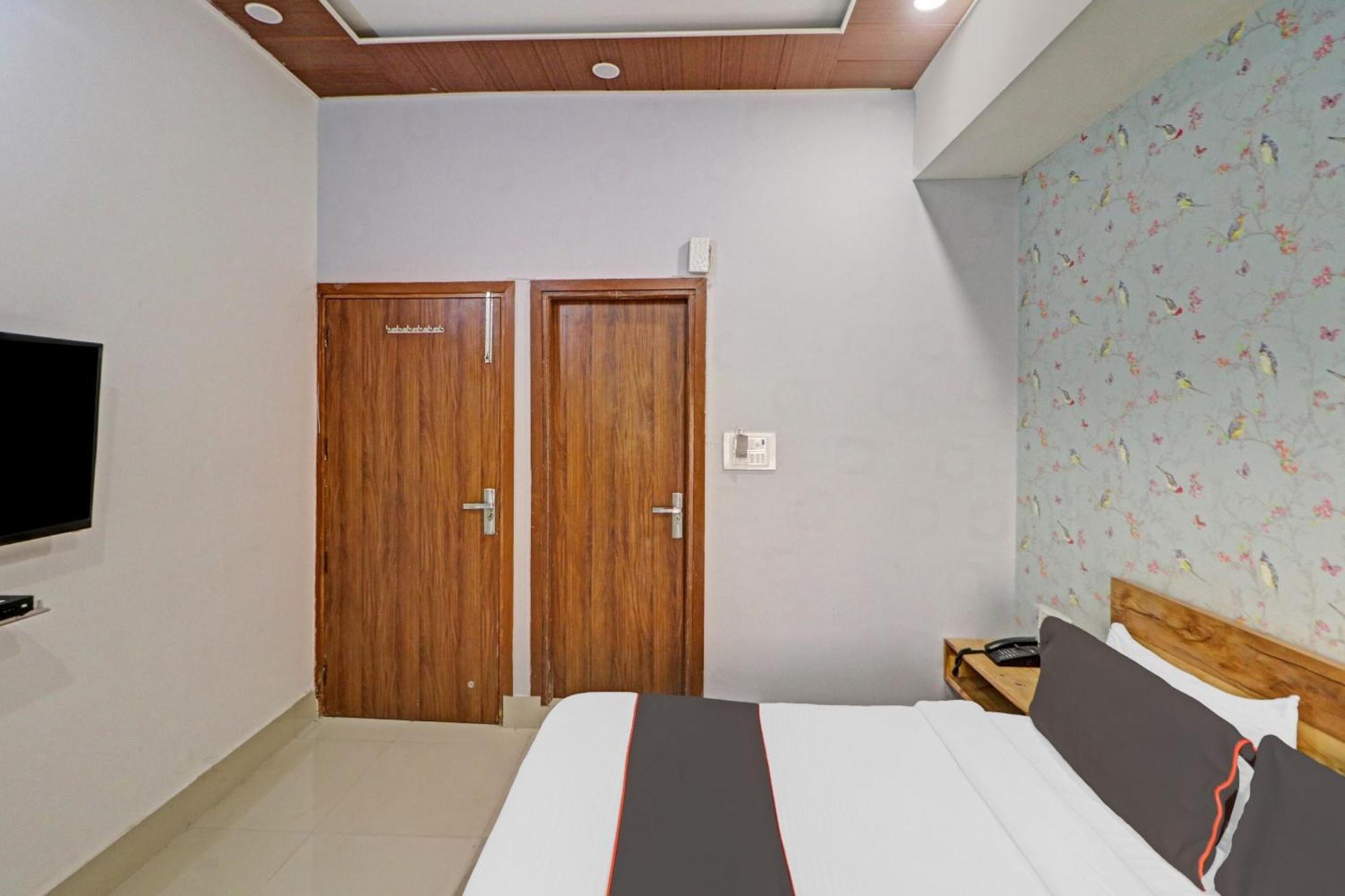 Hotel O Star Ki Нью-Дели Экстерьер фото