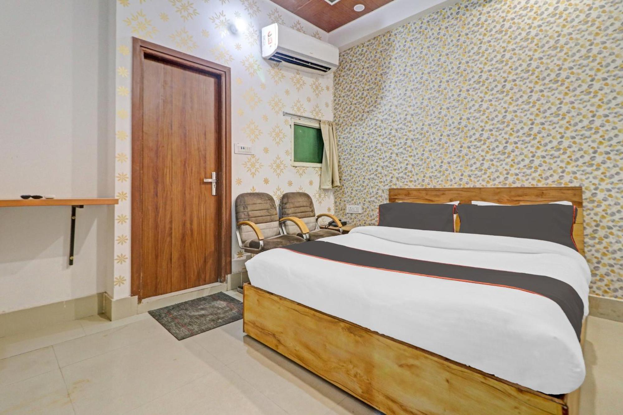 Hotel O Star Ki Нью-Дели Экстерьер фото